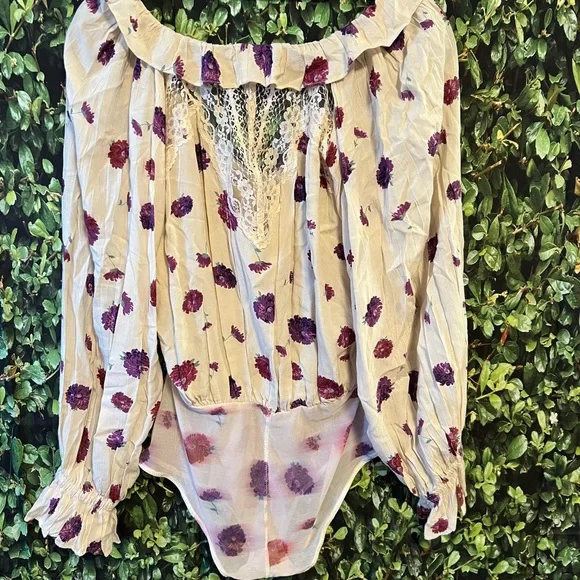 Free People. XS. Ivory Combo - Picture 5 of 8